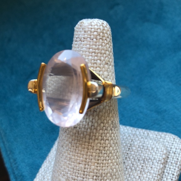 Bora Bora Yasar Quartz Ring - Picture 3 of 11
